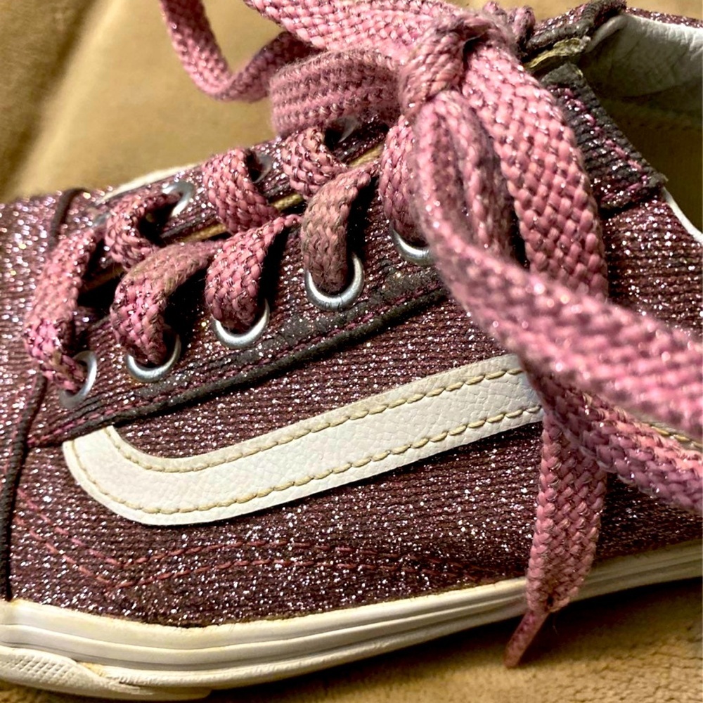 Same Day Shipping Vans Pink Sneakers size 6 with White Side Stripe Thick Laces